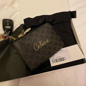 Like New Celine keypouch 🌈